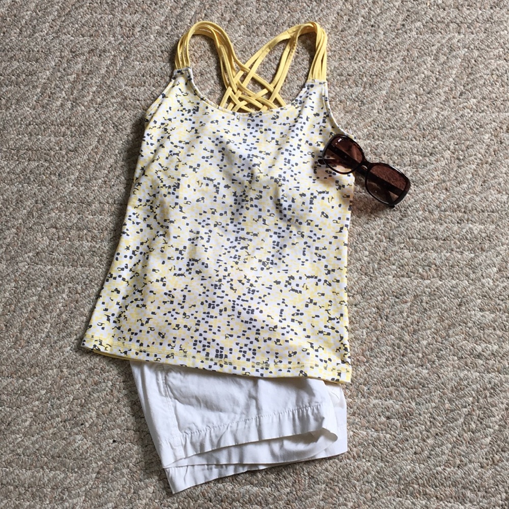 Calvin Klein activewear top - size Medium